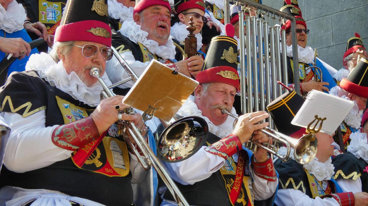 namur010919071