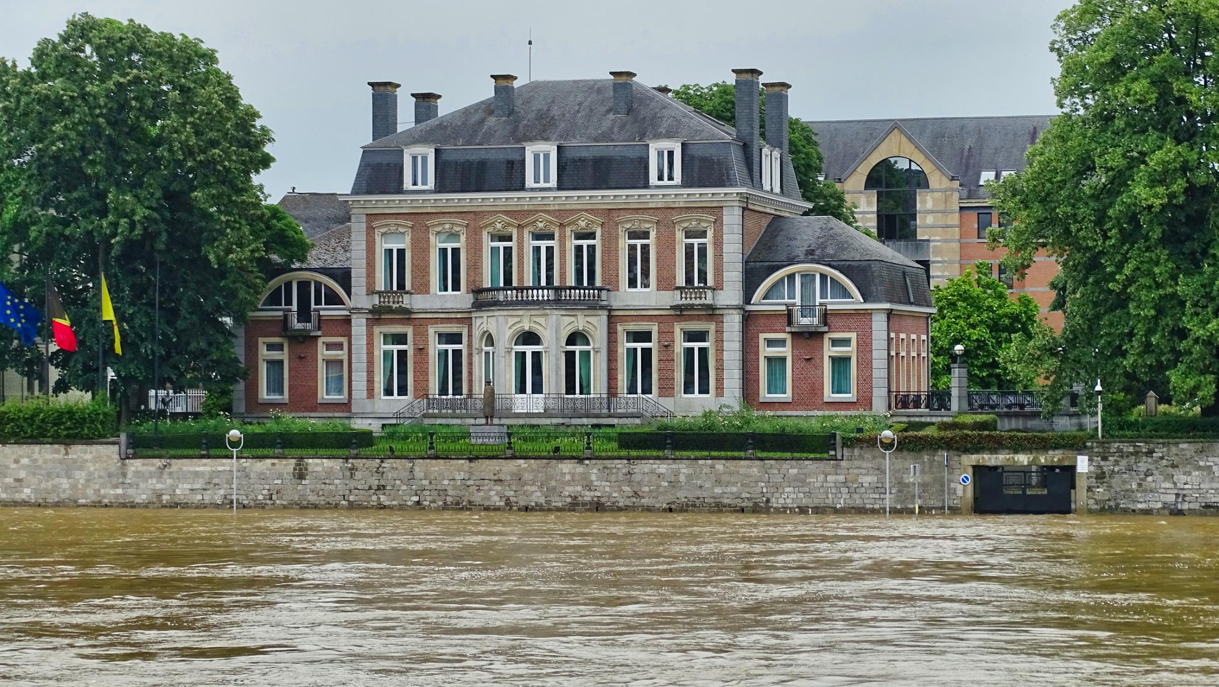 namur180721043